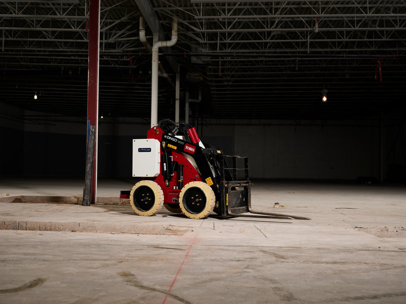 Le porte-outils compact est la solution agile idéale pour relancer le secteur de la construction